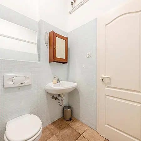 Rakoczi Ter Cozy Peaceful Ac, Metro 公寓 布达佩斯