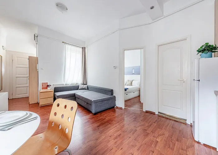 Rákóczi Tér Cozy Peaceful Ac, Metro *