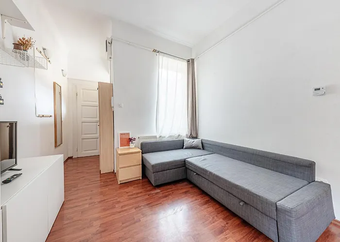 Rákóczi Tér Cozy Peaceful Ac, Metro *